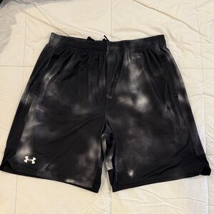 Under Armour Men's Black and White Athletic Shorts